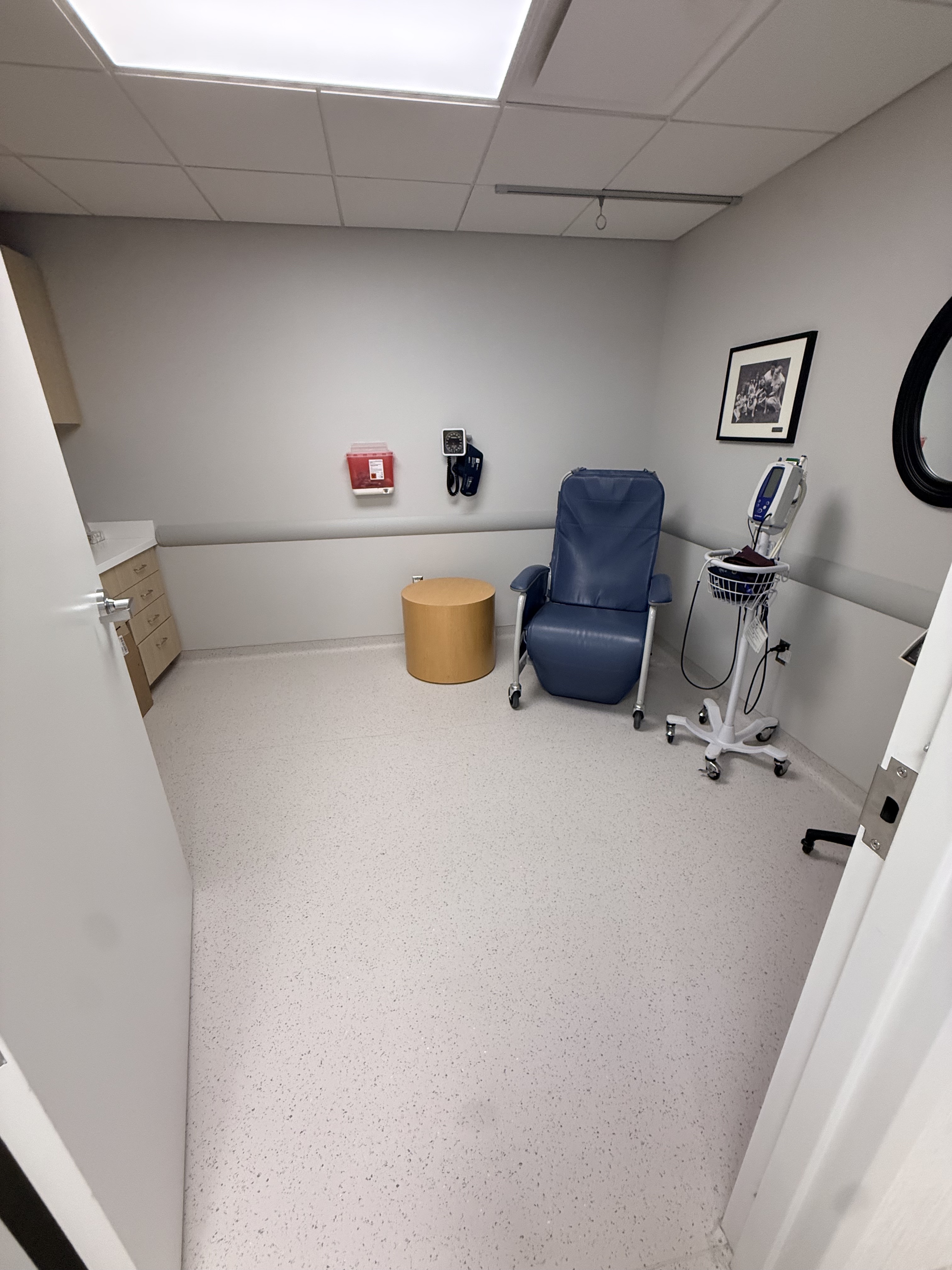 Medical & Clinical Cleaning Image