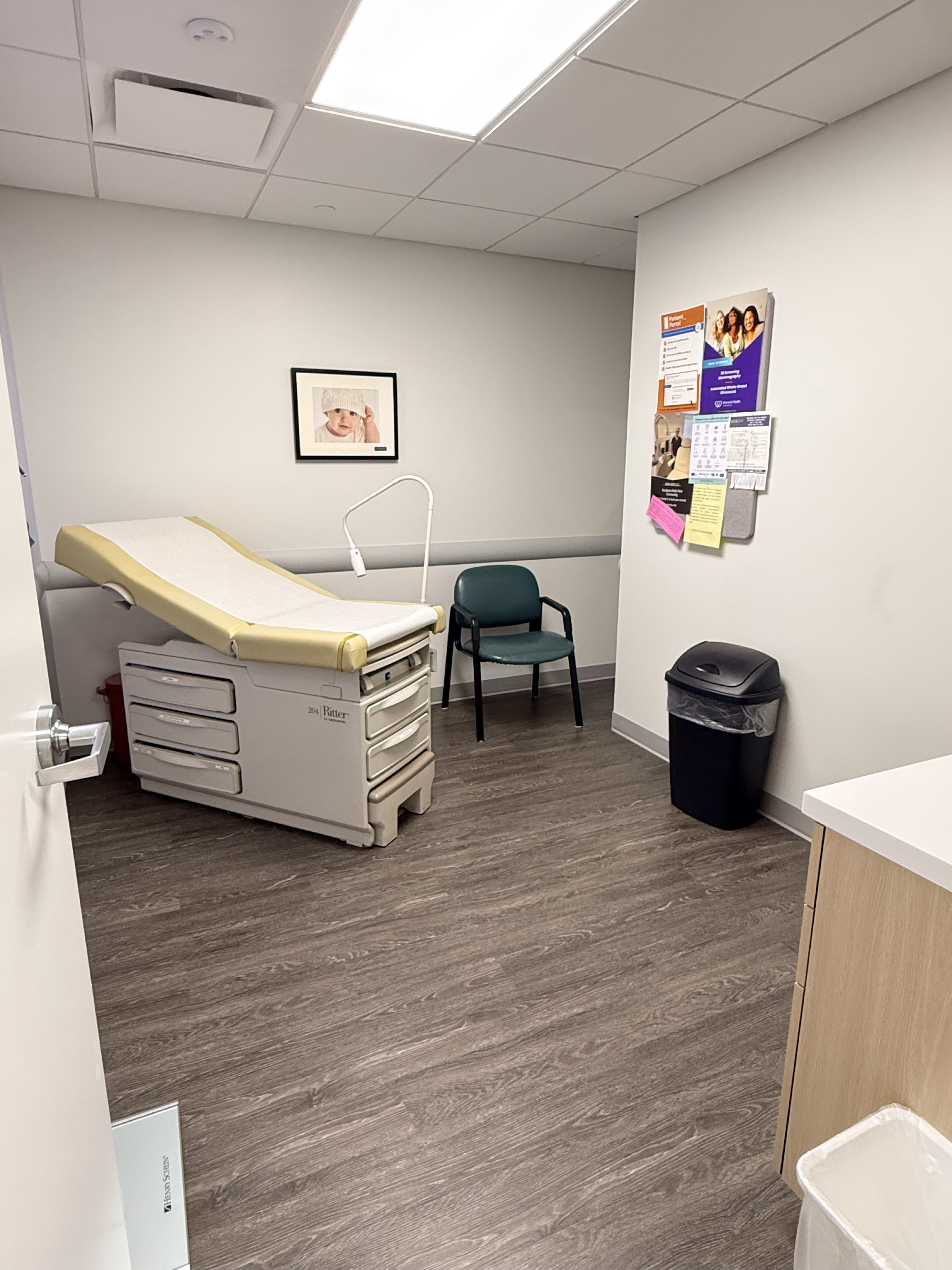 Medical & Clinical Cleaning Image