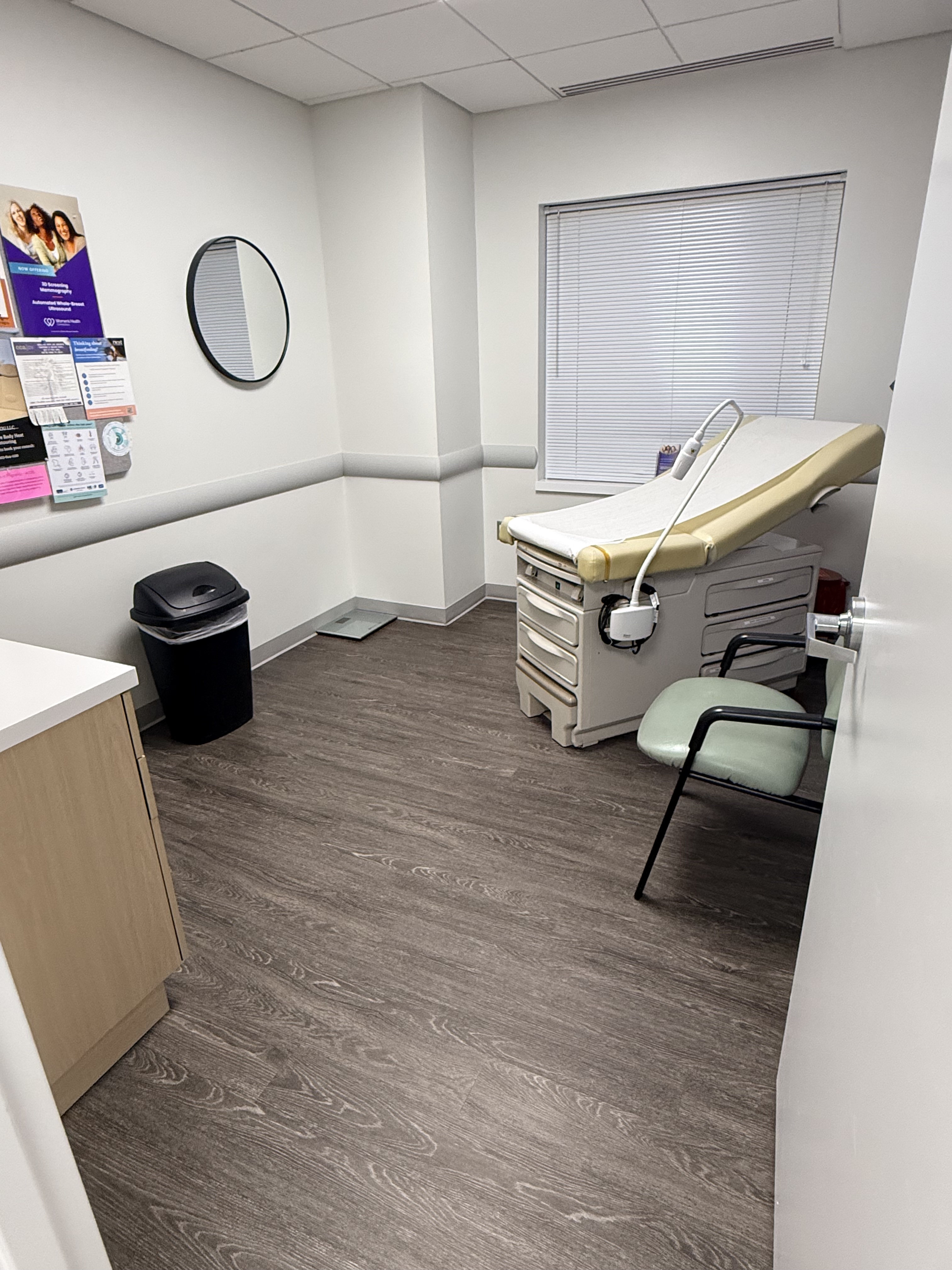 Medical & Clinical Cleaning Image